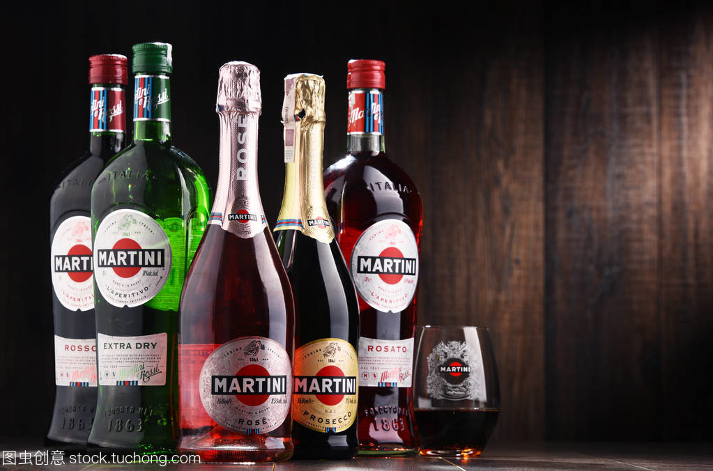 瓶馬丁尼 意大利苦艾酒的經(jīng)典傳奇